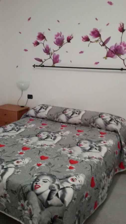 B&B Honey Rooms Saronno Exterior photo